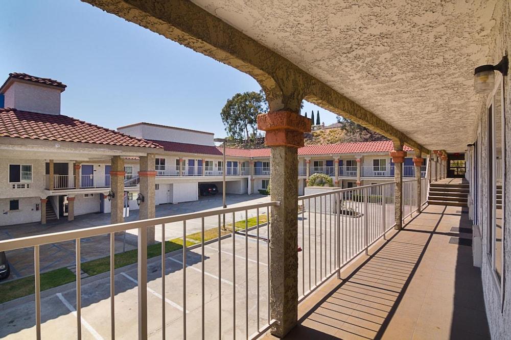 6-la Mesa, Ca 2* La Mesa