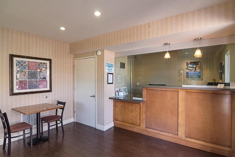 Hotel 6-la Mesa, Ca 2*